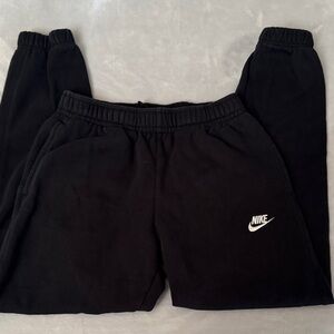 Men’s Nike Black Jogger Pants- Small